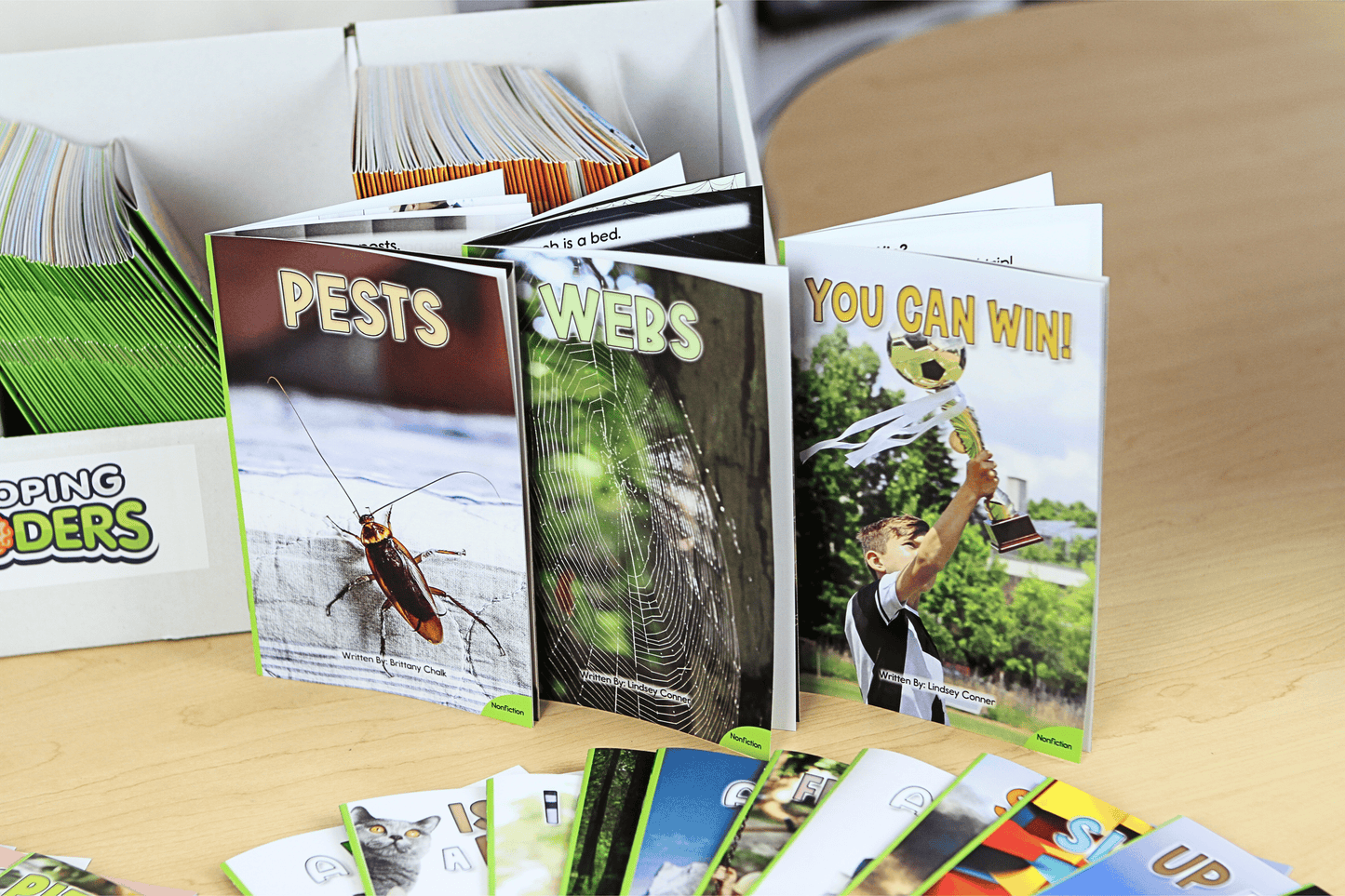Developing Decoders Second Grade Green Nonfiction Collection (70 titles, with 6 copies of each)